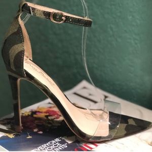 Women's Camo Stiletto